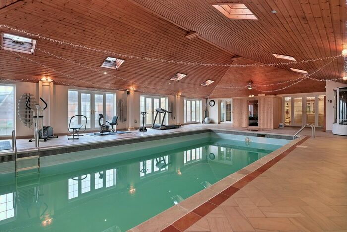 10 Bedroom Detached House For Sale In South Croxton Road, Queniborough, LE7