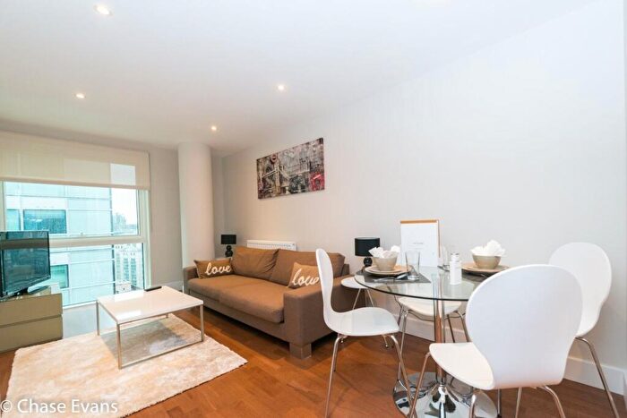 1 Bedroom Flat To Rent In Whitechapel High Street, Whitechapel, London, E1