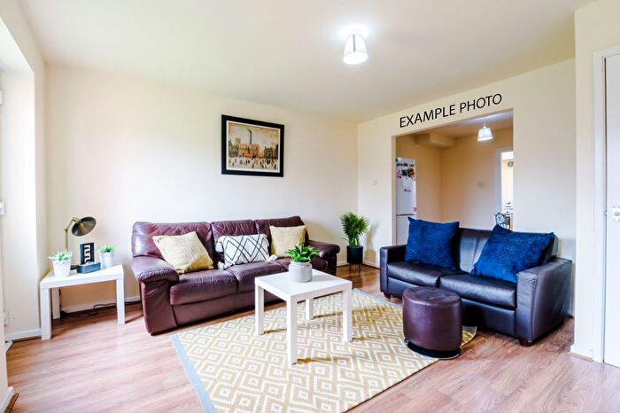 4 Bedroom Terraced House To Rent In Pluto Close, Salford, M6