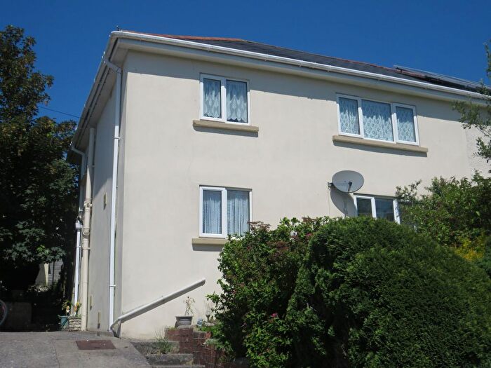 3 Bedroom Semi Detached House For Sale In Maes Yr Haf, Llanelli, SA15