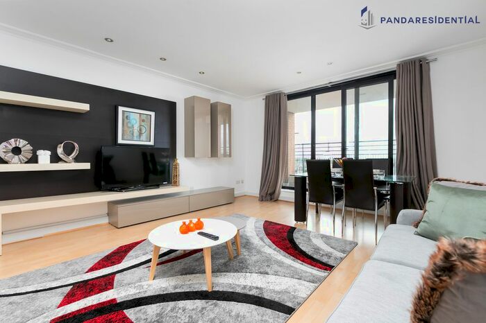 3 Bedroom Flat To Rent In Cromwell Road, London, SW7