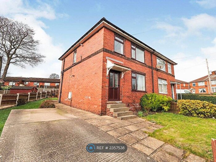 3 Bedroom Semi-Detached House To Rent In Victoria Street, Outwood, Wakefield, WF1