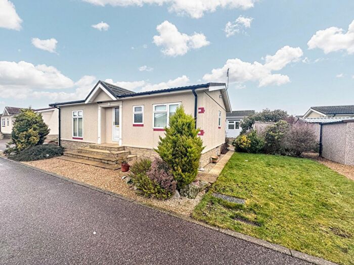 2 Bedroom Park Home For Sale In Ashgrove Park, Elgin, IV30