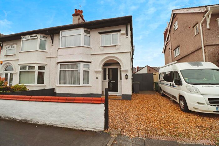 3 Bedroom Semi-Detached House For Sale In Beech Road, Wirral, CH63