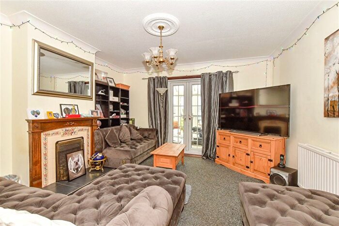 3 Bedroom Semi-Detached House For Sale In Blakemere Crescent, Portsmouth, Hampshire, PO6