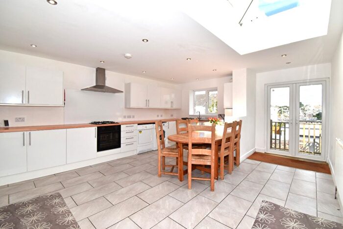 6 Bedroom Terraced House To Rent In Budock Terrace, Falmouth, TR11