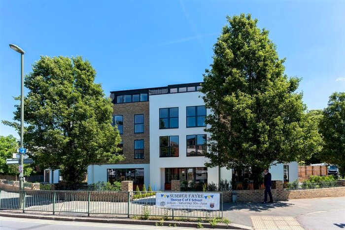 1 Bedroom Flat To Rent In High Street, Egham, TW20