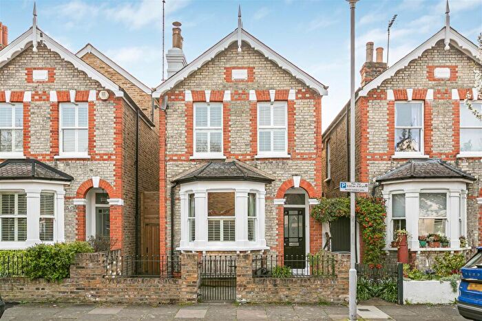 4 Bedroom House For Sale In St. Georges Road, Kingston Upon Thames, KT2