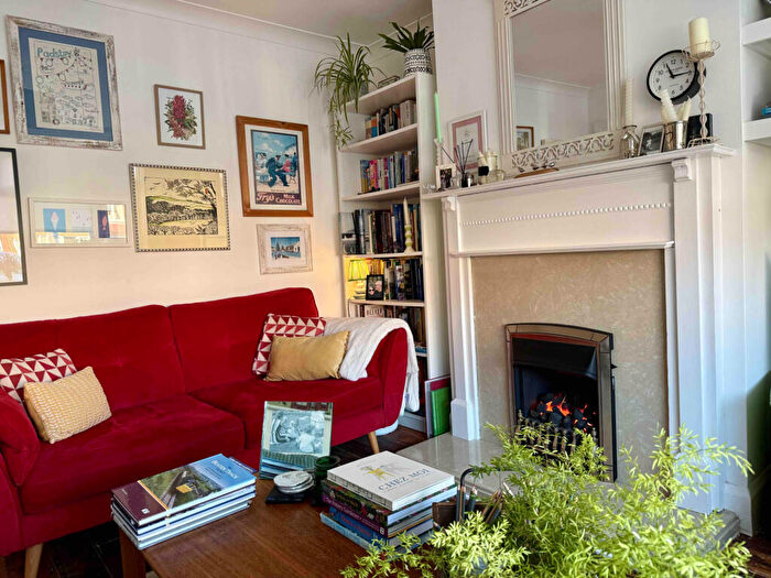 3 Bedroom Semi-Detached House For Sale In High Road West, Felixstowe, IP11