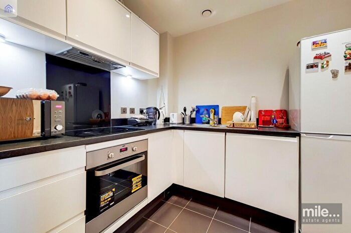 2 Bedroom Apartment To Rent In The Edition, Colindale, London, NW9