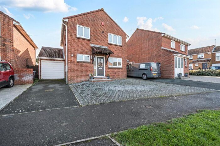 3 Bedroom Detached House For Sale In Crundale Way, Margate, CT9