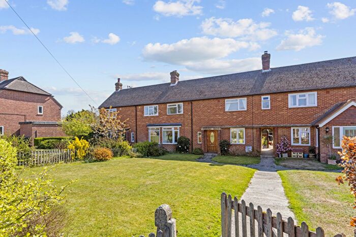 3 Bedroom Terraced House For Sale In Cowdray Road, Easebourne, GU29