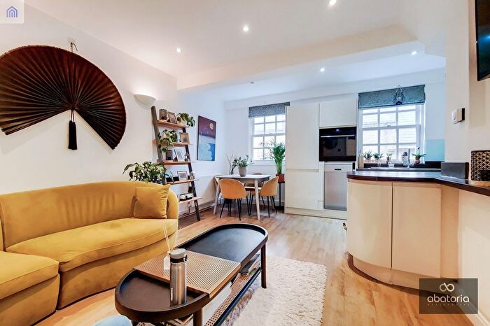 2 Bedroom Flat To Rent In Bridewell Place, London, E1W