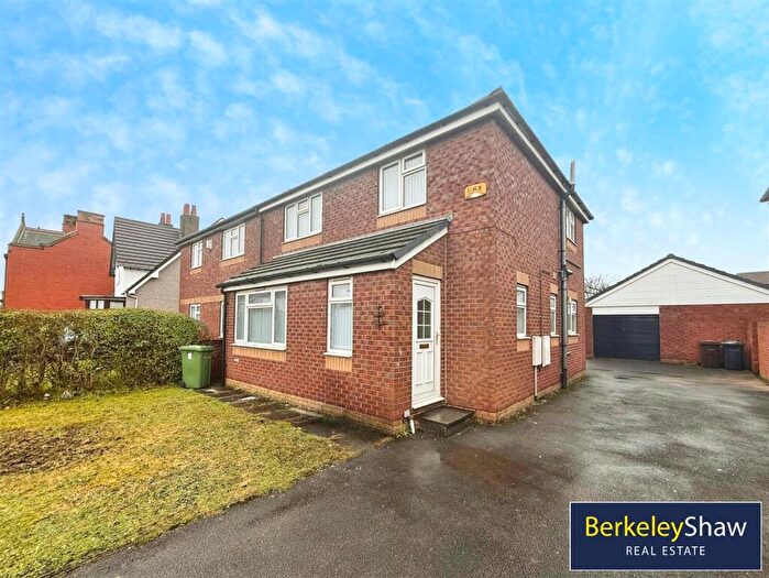 4 Bedroom Semi-Detached House To Rent In Church Road, Formby, Liverpool, L37