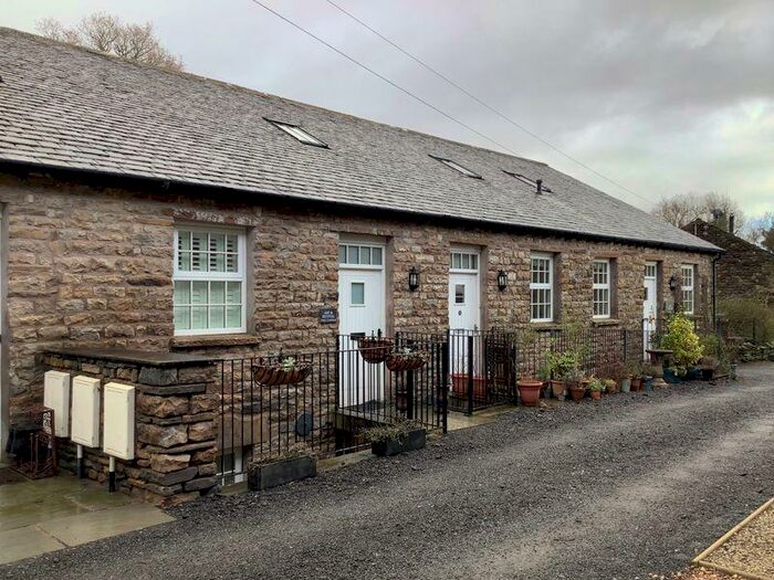 2 Bedroom Barn Conversion For Sale In Mill, Farfield Mill, Sedbergh, LA10
