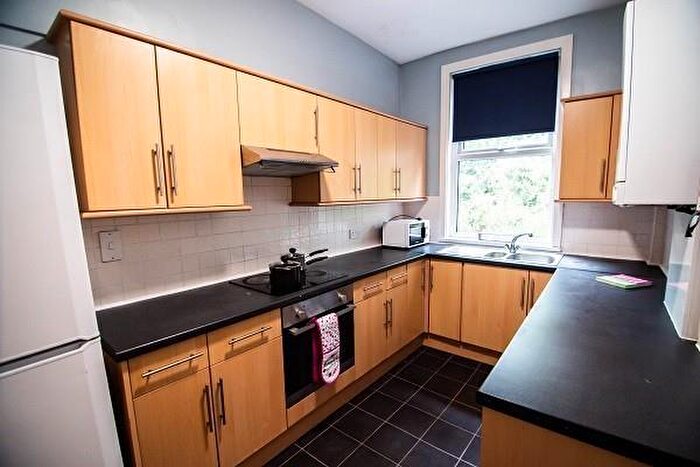 4 Bedroom End Of Terrace House To Rent In Crookesmoor Road, Sheffield, S6