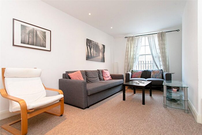 3 Bedroom Flat To Rent In Cloudesley Place, Angel, N1