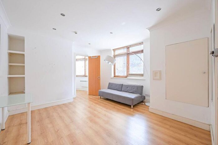 1 Bedroom Flat For Sale In Star Place, Wapping, London, E1W