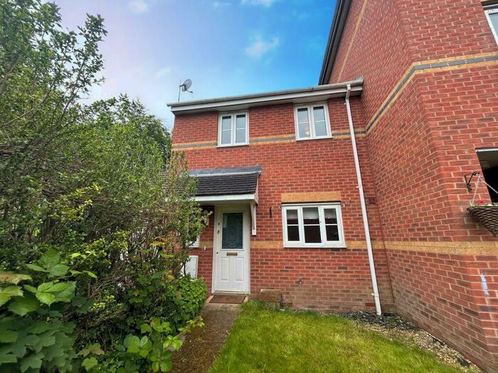 3 Bedroom House To Rent In Cricklade Place, Andover, SP10