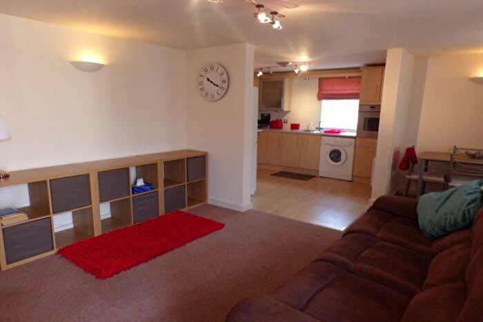 2 Bedroom Flat To Rent In Princess Road East, Leicester, LE1