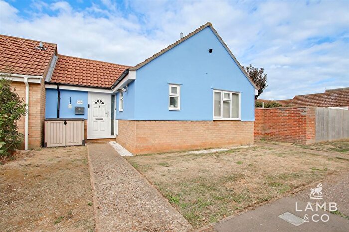 4 Bedroom Semi-Detached Bungalow For Sale In Camellia Crescent, Clacton-On-Sea, CO16