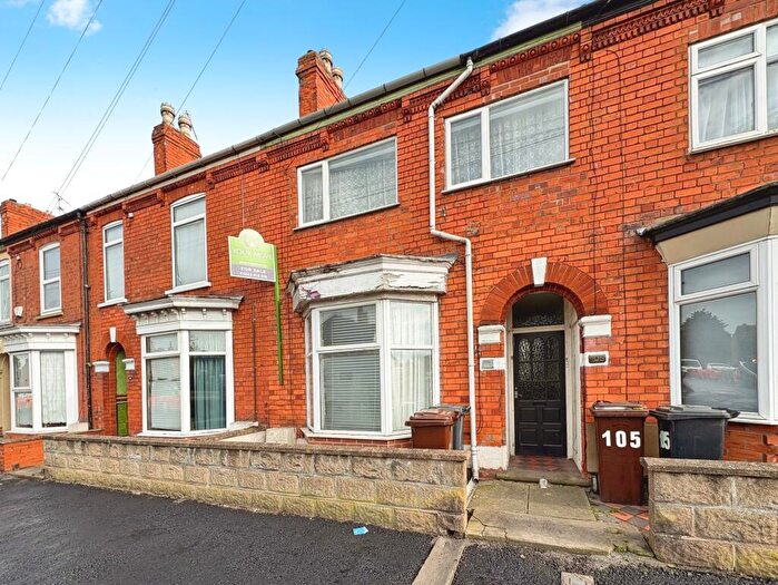 3 Bedroom Terraced House For Sale In Sincil Bank, Lincoln, Lincolnshire, LN5