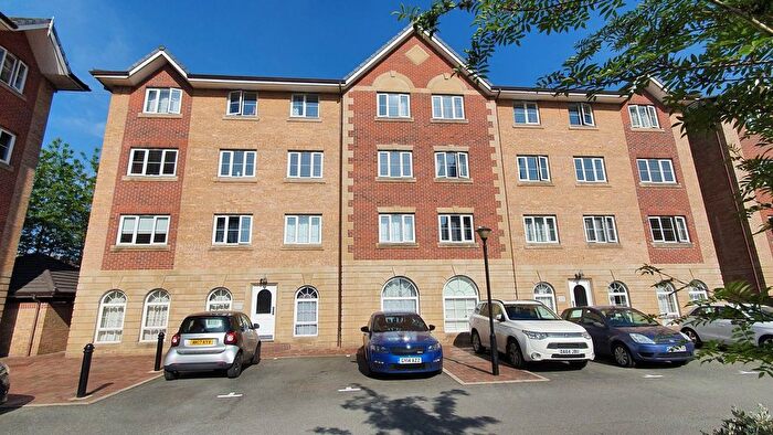 2 Bedroom Flat To Rent In Labrador Quay, Salford Quays, M50