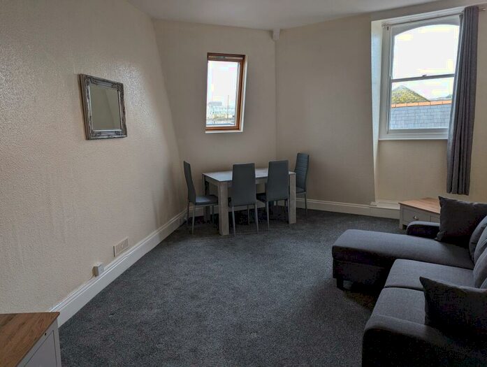 1 Bedroom Flat To Rent In Southside Street, Plymouth, PL1