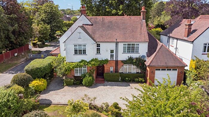 5 Bedroom Detached House For Sale In Kewferry Road, Northwood, HA6