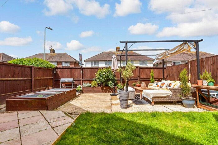 3 Bedroom Semi Detached House For Sale In Norman Road, Whitstable, Kent, CT5