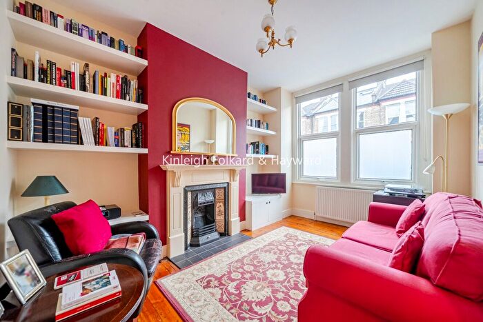 2 Bedroom Flat To Rent In Renmuir Street, London, SW17