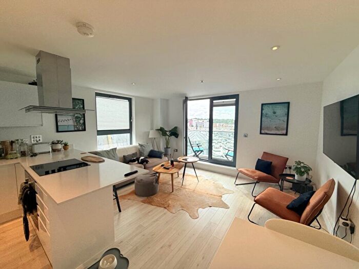 3 Bedroom Apartment To Rent In Flat, The Winerack, Key Street, Ipswich, IP4