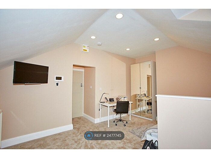 Studio To Rent In Warwick Row, Coventry, CV1