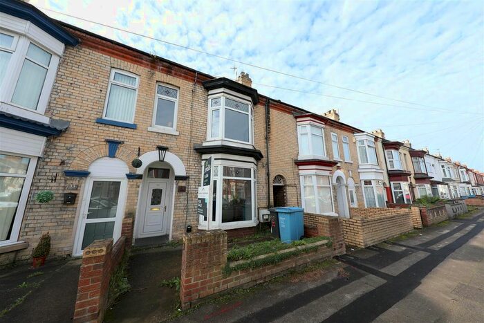 3 Bedroom Terraced House To Rent In Jalland Street, Hull, HU8