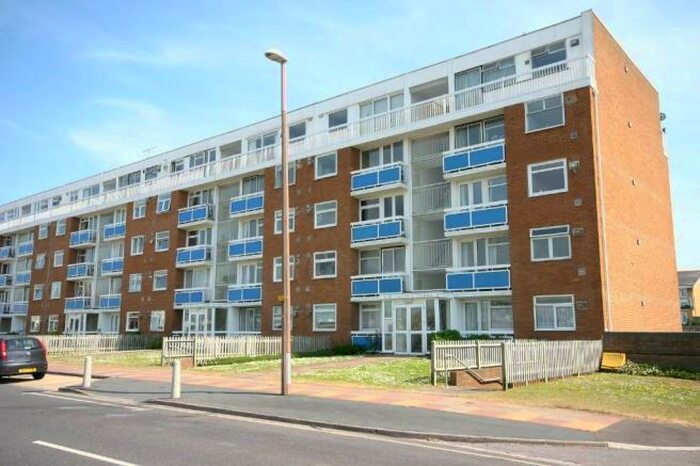 2 Bedroom Apartment To Rent In Riverside, Shoreham-By-Sea, BN43