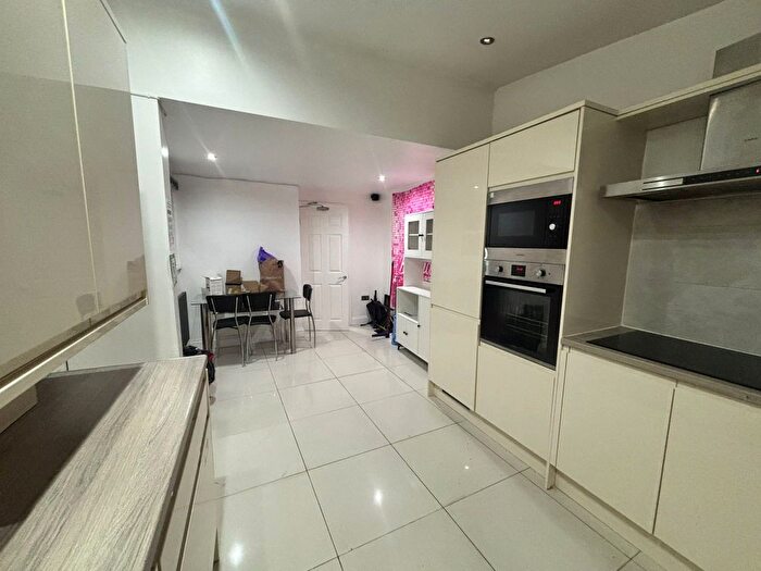 Studio To Rent In Burlington Road, Thornton Heath, CR7