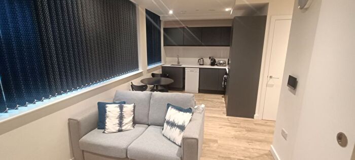 1 Bedroom Flat To Rent In Seymour Grove, Old Trafford, Manchester, M16