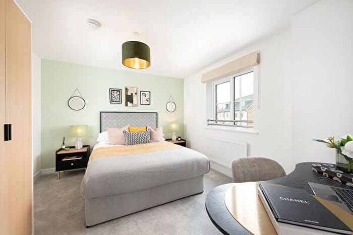 3 Bedroom Semi-Detached House For Sale In So Resi Great Haddon, PE7