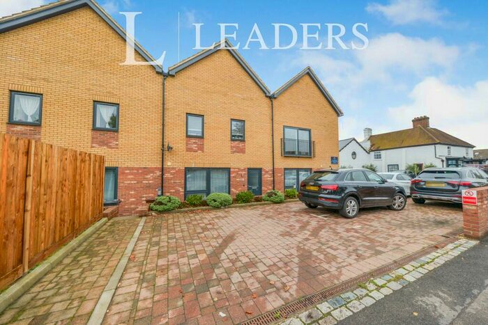 2 Bedroom Flat To Rent In Golden Lion Mews, AL2