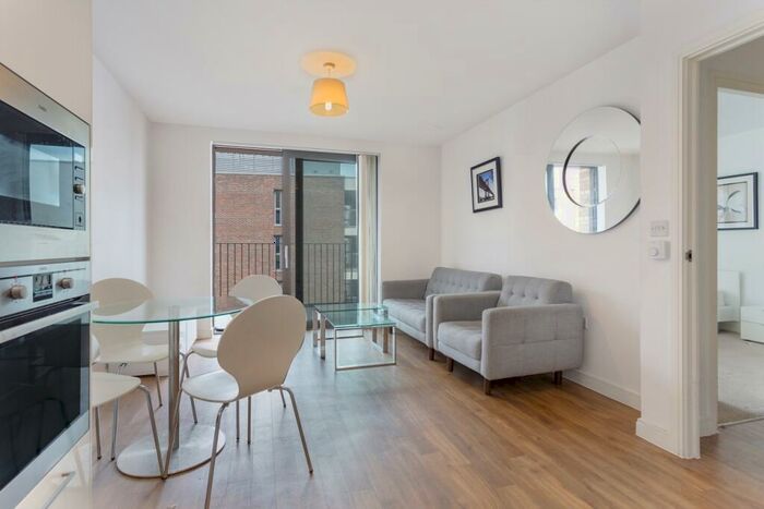 1 Bedroom Flat To Rent In Bramwell Way, Waterside Park, Royal Docks, London, E16