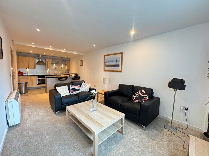 2 Bedroom Flat To Rent In Pall Mall, Liverpool, L3