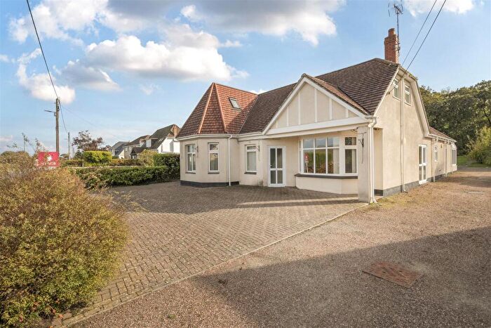 7 Bedroom Detached House For Sale In Fremington/ Yelland, Barnstaple, EX31