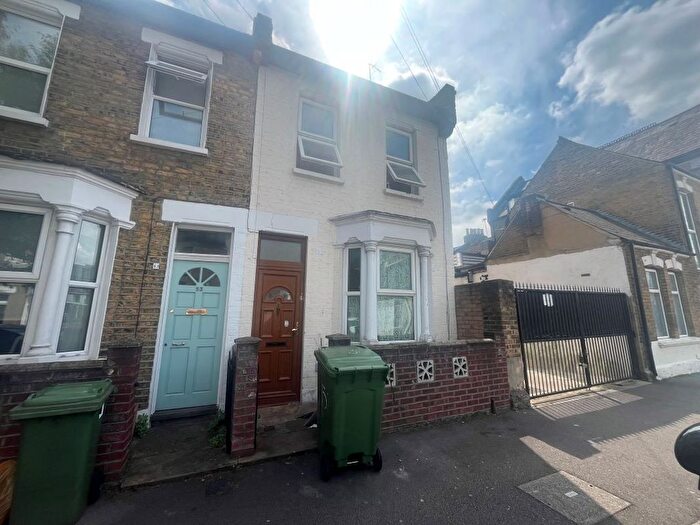 2 Bedroom End Terrace House For Sale In Widdin Street, Stratford, London, E15