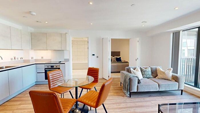 Apartment To Rent In Aspire, Herschel Street, Slough, SL1