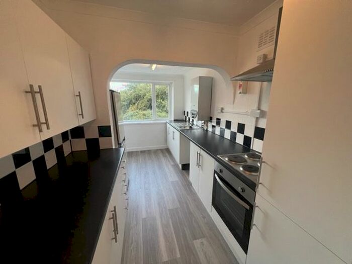 2 Bedroom Property To Rent In Ashburnham Close, Southampton, SO19