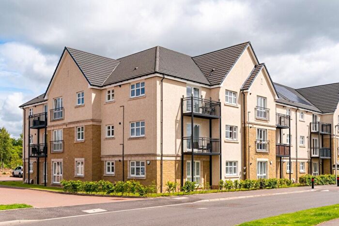 2 Bedroom Flat For Sale In Jardine Avenue, , Larbert, FK2