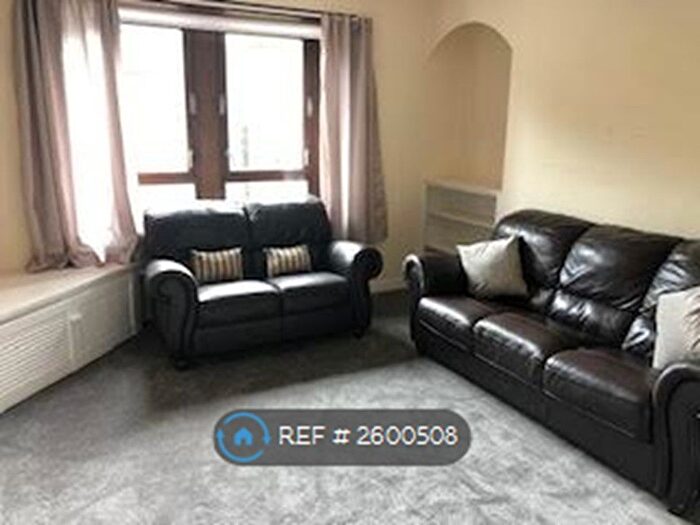 4 Bedroom Flat To Rent In Roslin Street, Aberdeen, AB24