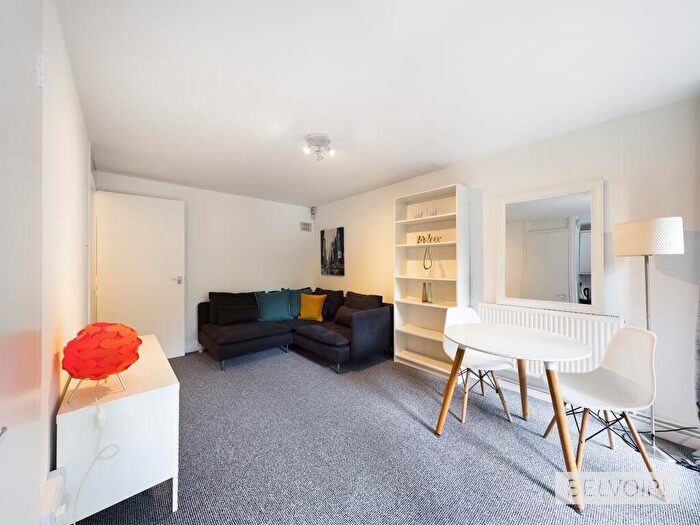 1 Bedroom Flat To Rent In Leslie Bentley House, Parade, Birmingham, B1