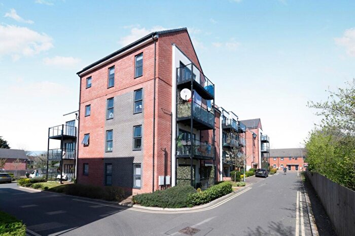 2 Bedroom Flat For Sale In Malthouse Drive, Grays, Essex, RM17
