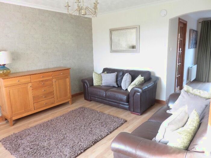 3 Bedroom Semi-Detached House To Rent In Creel Wynd, Aberdeen AB12